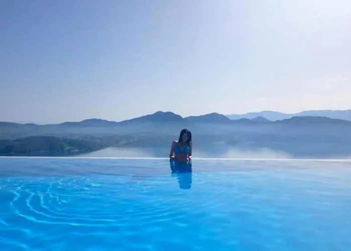 Case de vacanță Visit The Real Paradise !!! Deserve It Once In Your Life !!! *