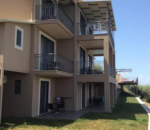 Case de vacanță Visit The Real Paradise !!! Deserve It Once In Your Life !!! Ligia