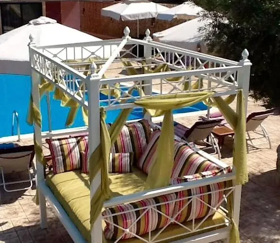 Case de vacanță Visit The Real Paradise !!! Deserve It Once In Your Life !!! Ligia